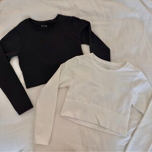 2 Offline by Aerie Cropped Long Sleeve Workout Tops Size Medium